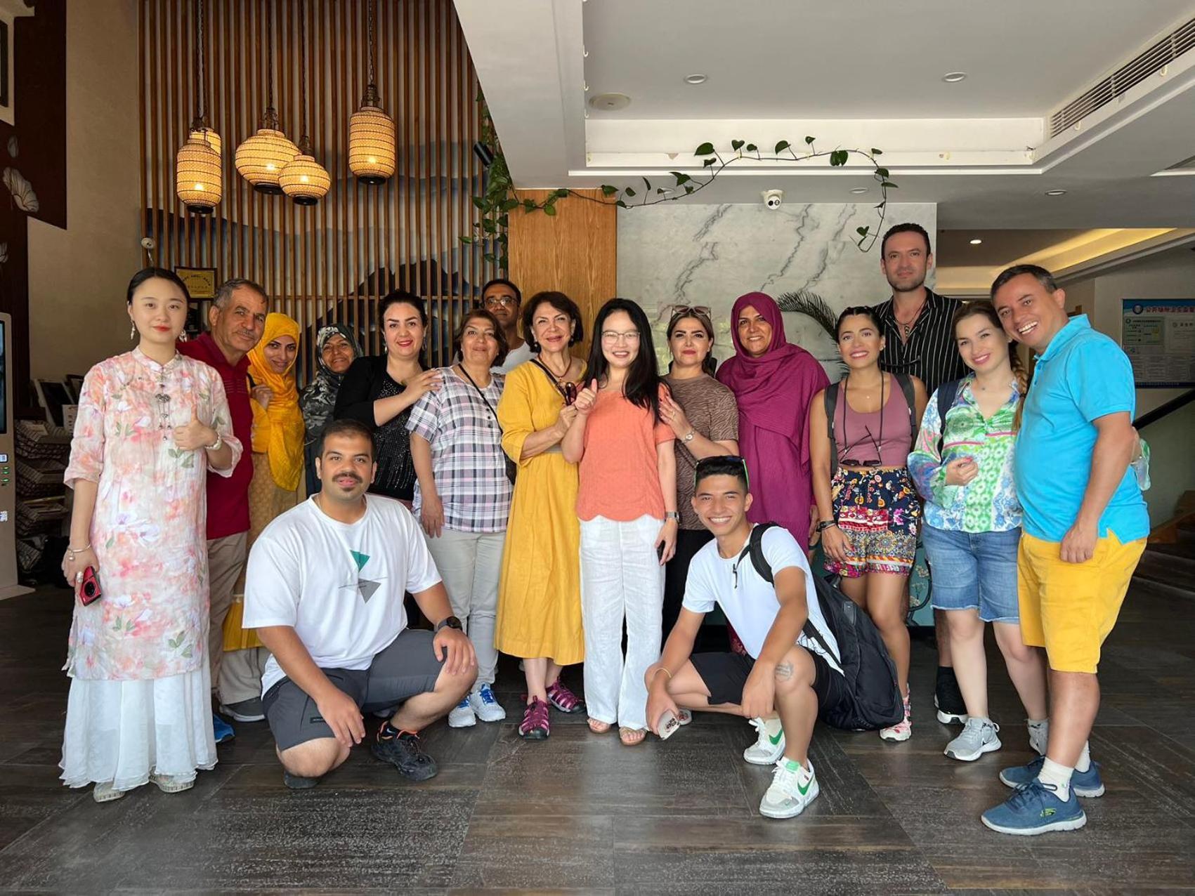 Xiangxi'S Love - Yangyun Hotel Жангжиаже Екстериор снимка